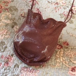 Vintage Whiting & Davis mauve small bucket bag